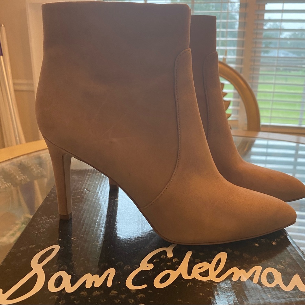 Sam Edelman Olette Camel Suede ankle boots